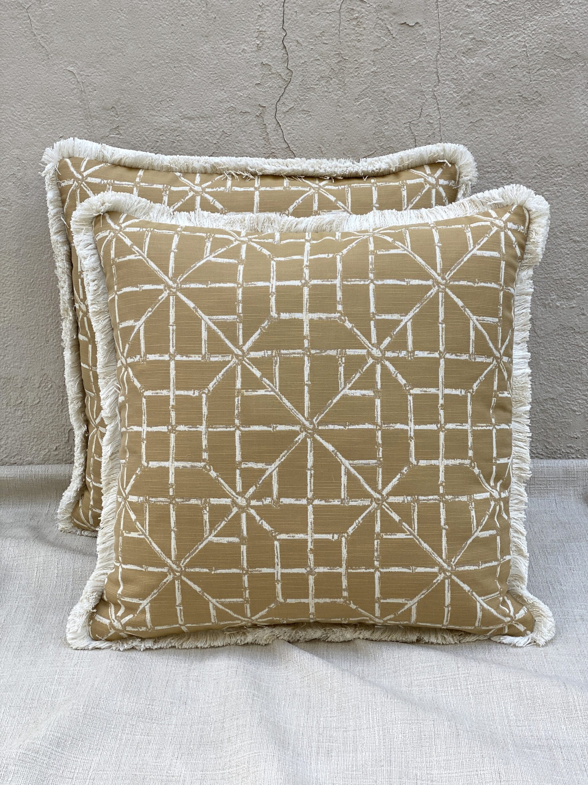 Perennials Lattice Quo Pillows