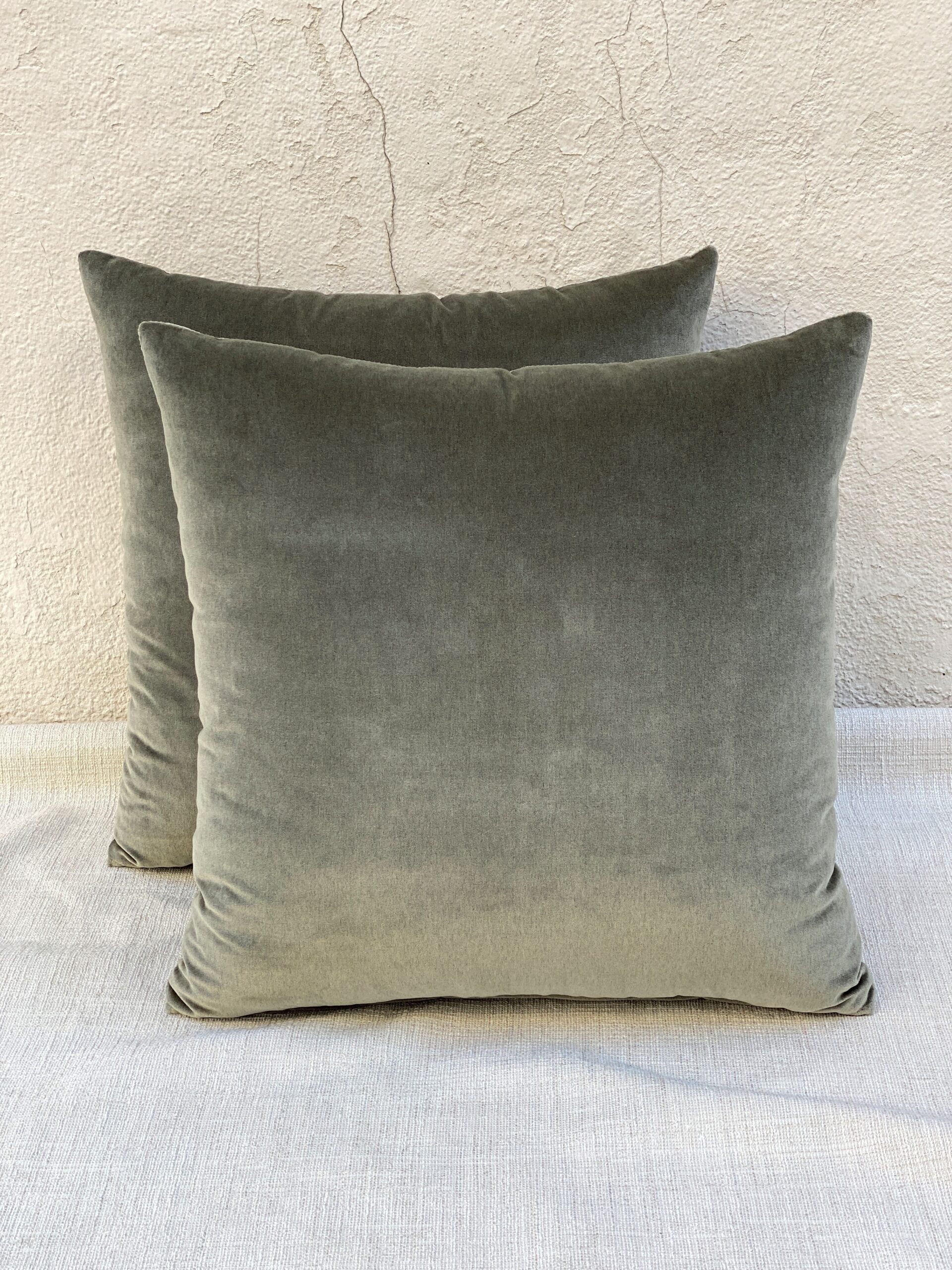 Hickory Chair HC0211 Green Velvet Pillows 73