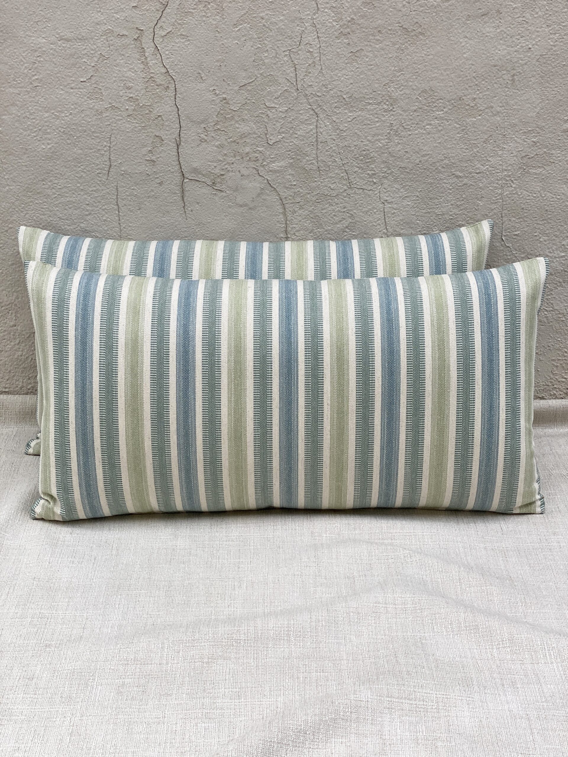 Villa Nova Tay Pillows