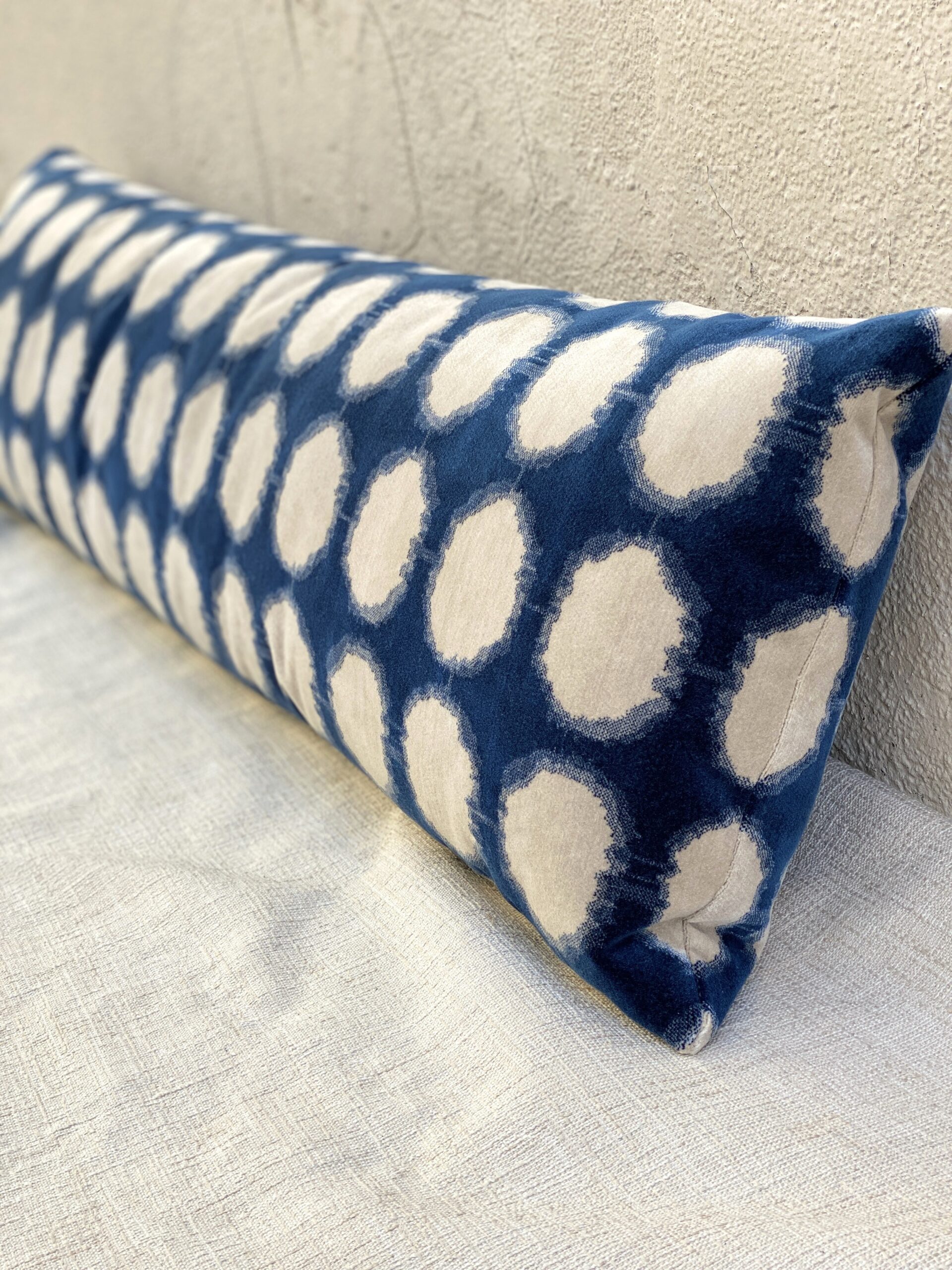 Fabricut In Crowd Pillows