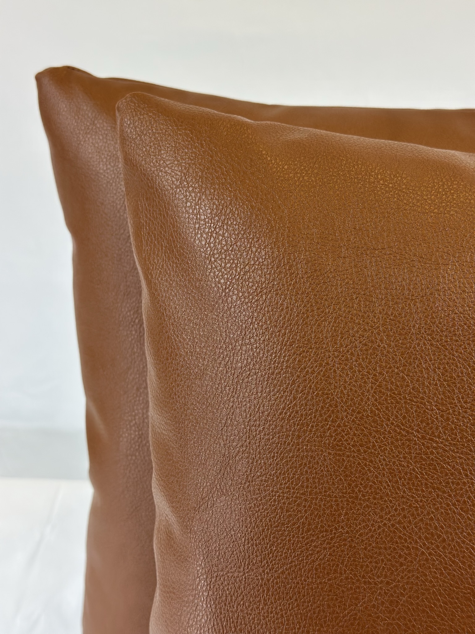 Maxwell Fabrics,Vesper Pillows