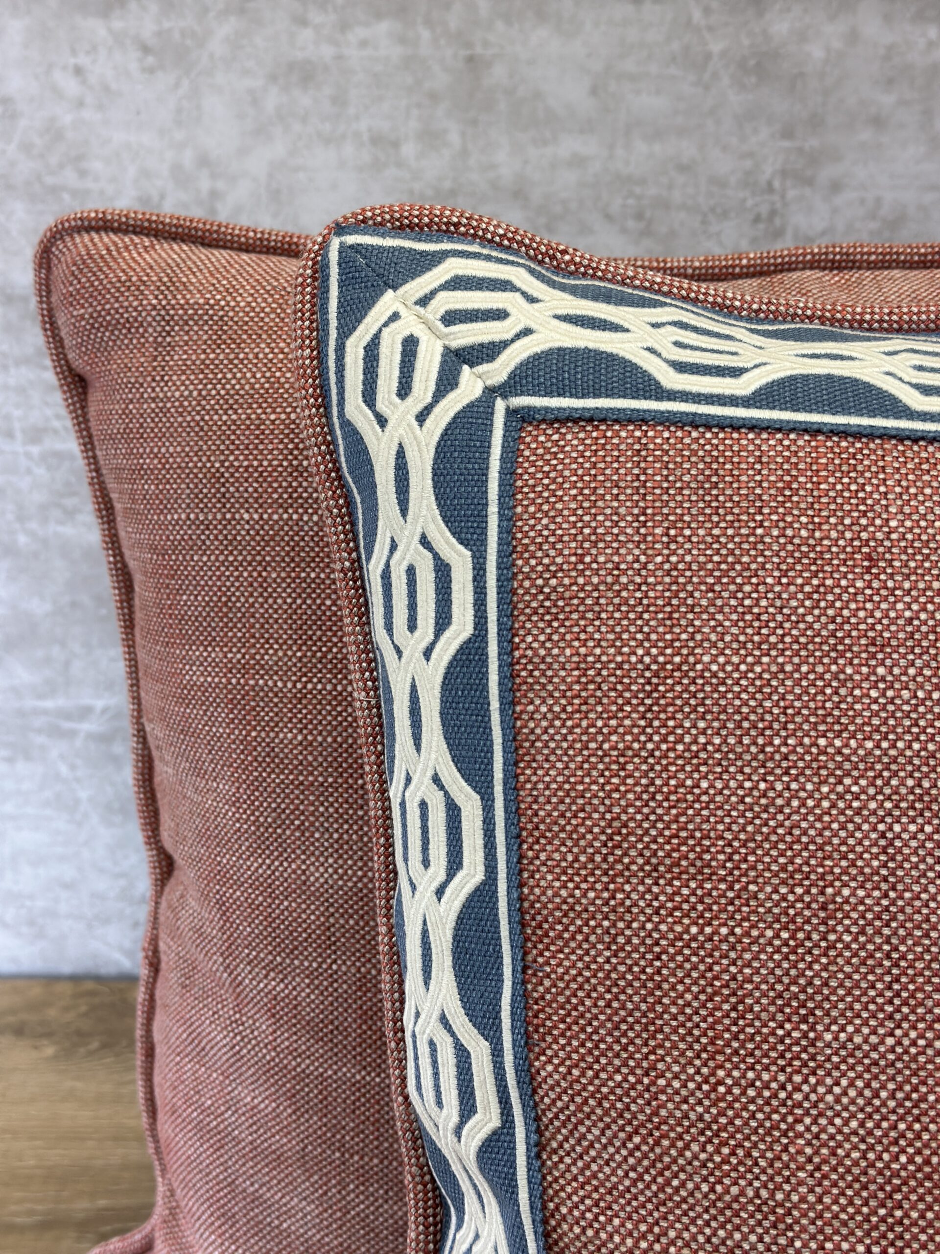 Colefax & Fowler Appledore – Samuel & Sons Pillows
