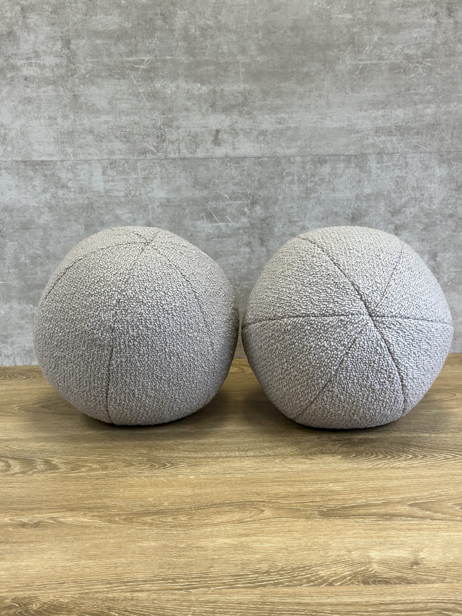 Knoll North Island Pillows