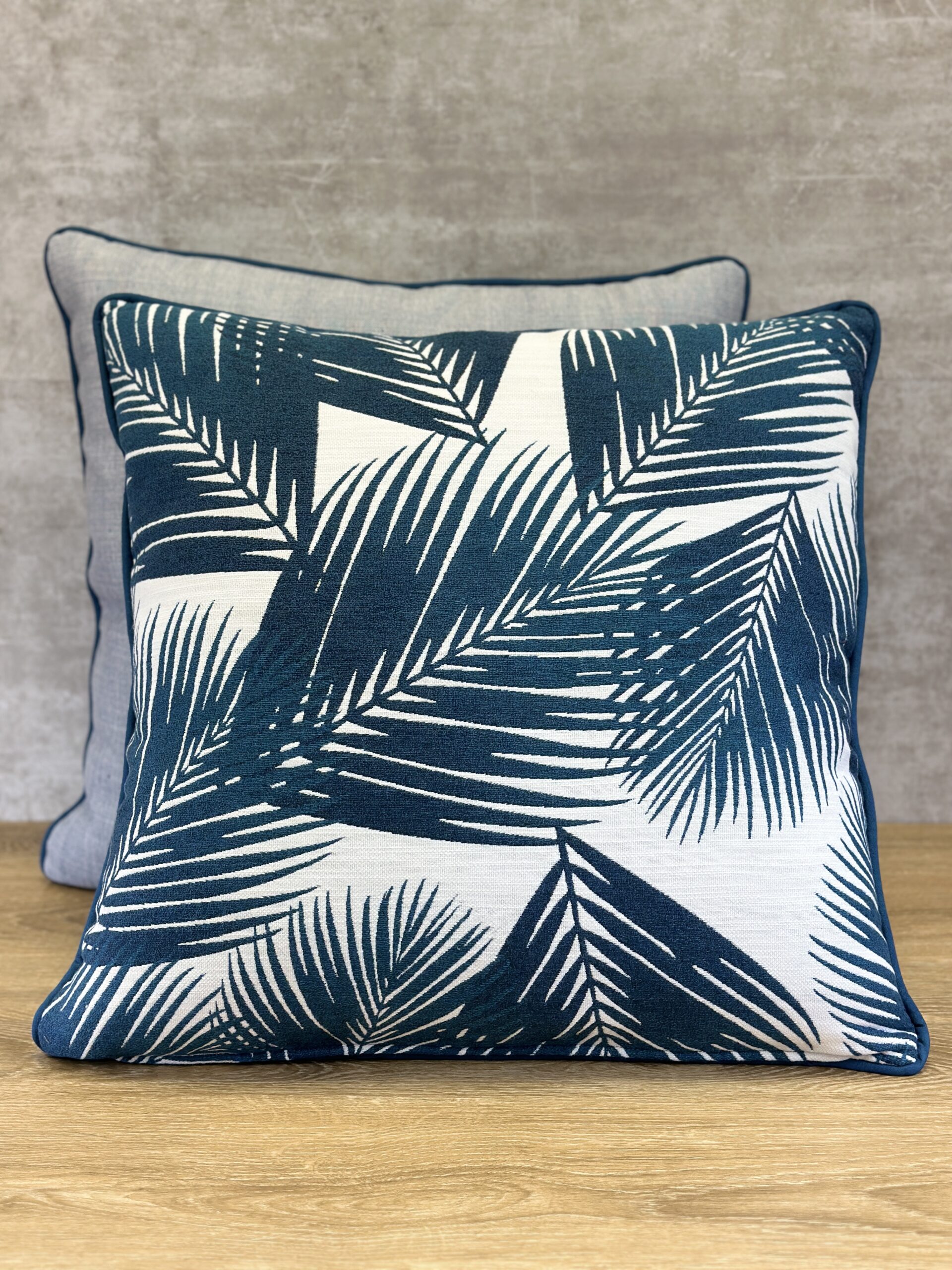 Great Outdoors Nantucket – Great Outdoors Yucca Pillows