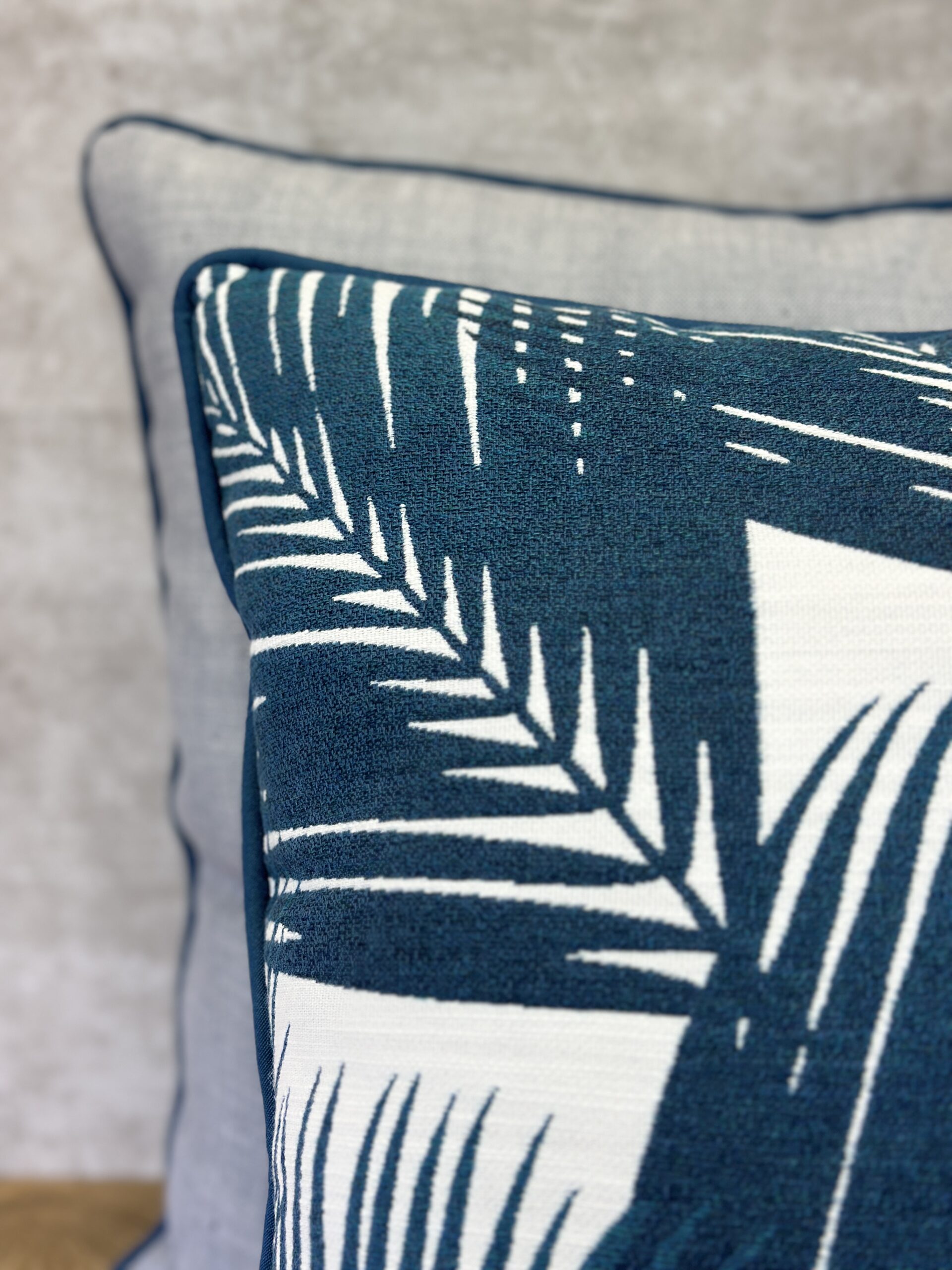 Great Outdoors Nantucket – Great Outdoors Yucca Pillows
