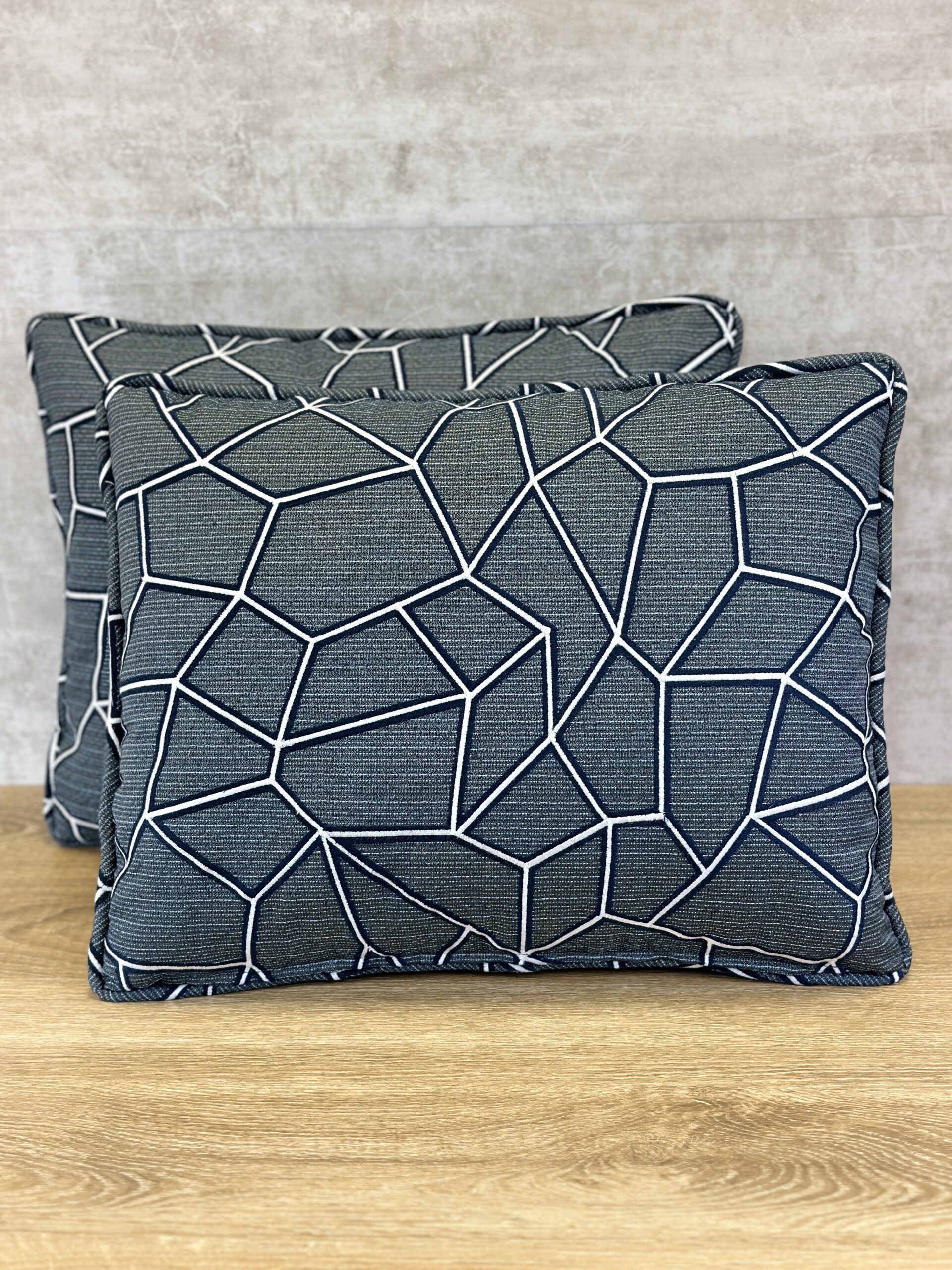 Knoll Arrondissement Pillows