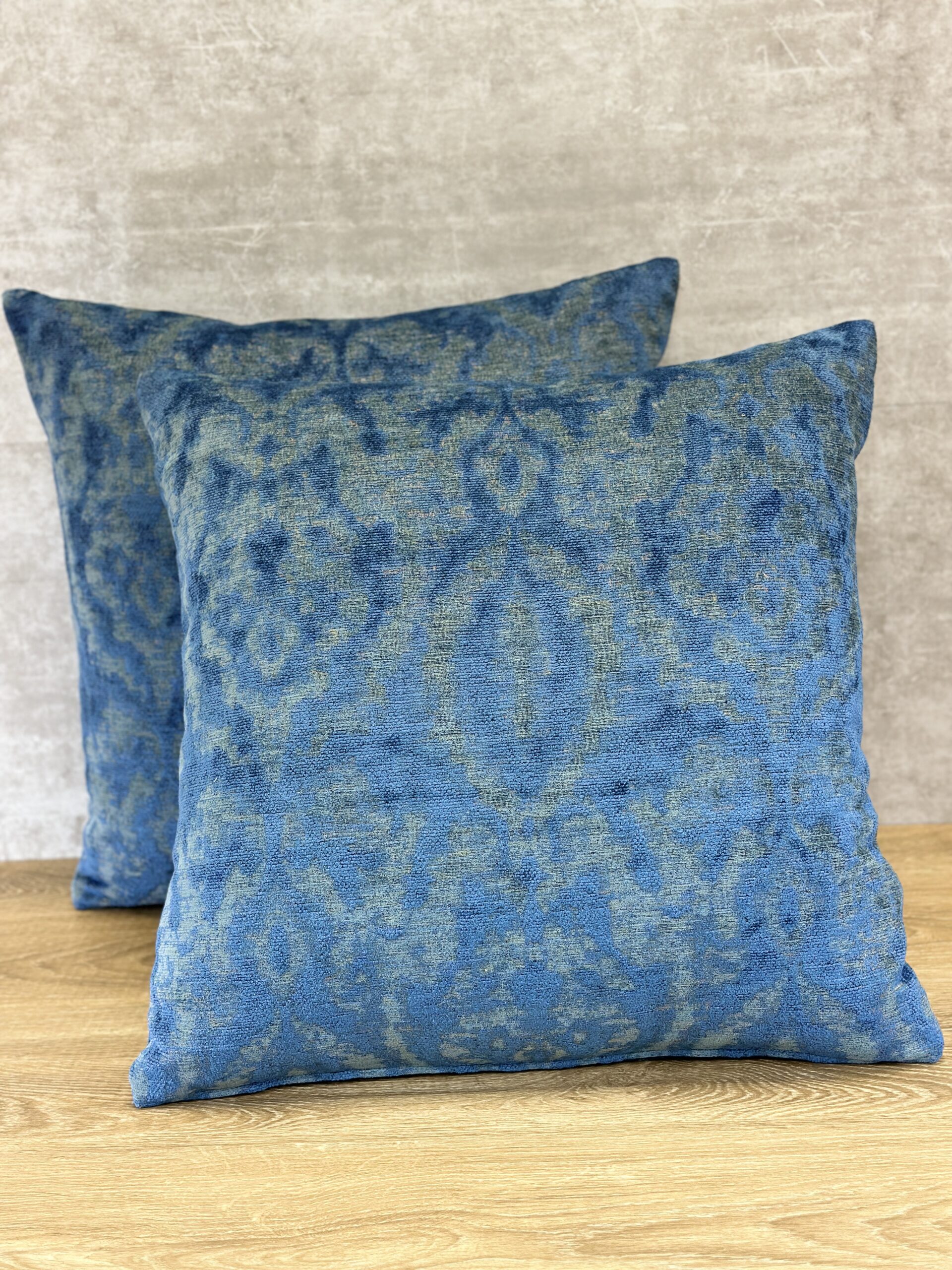 Lee Industries Verona Pillows
