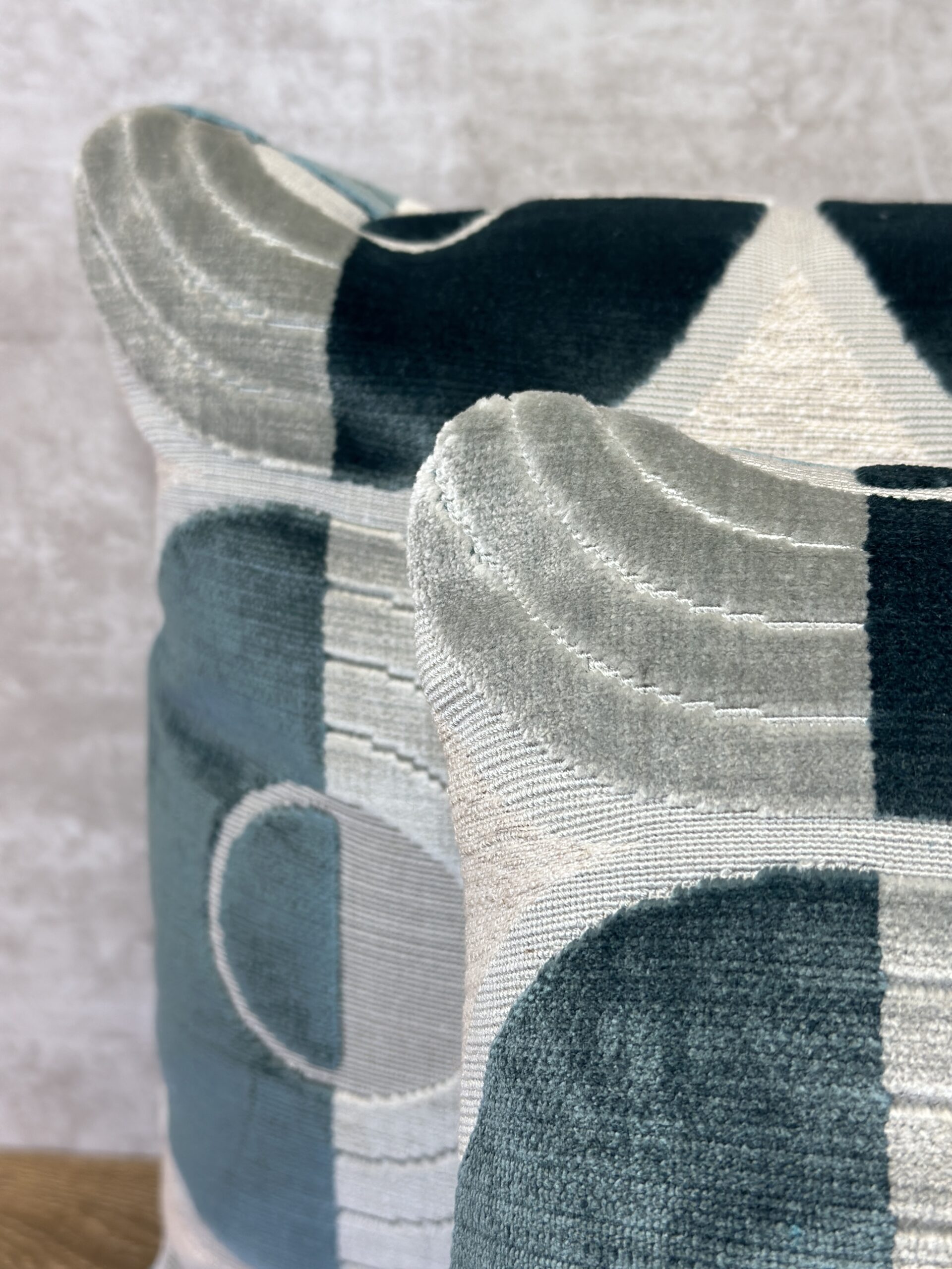 Lelievre Equinox Pillows