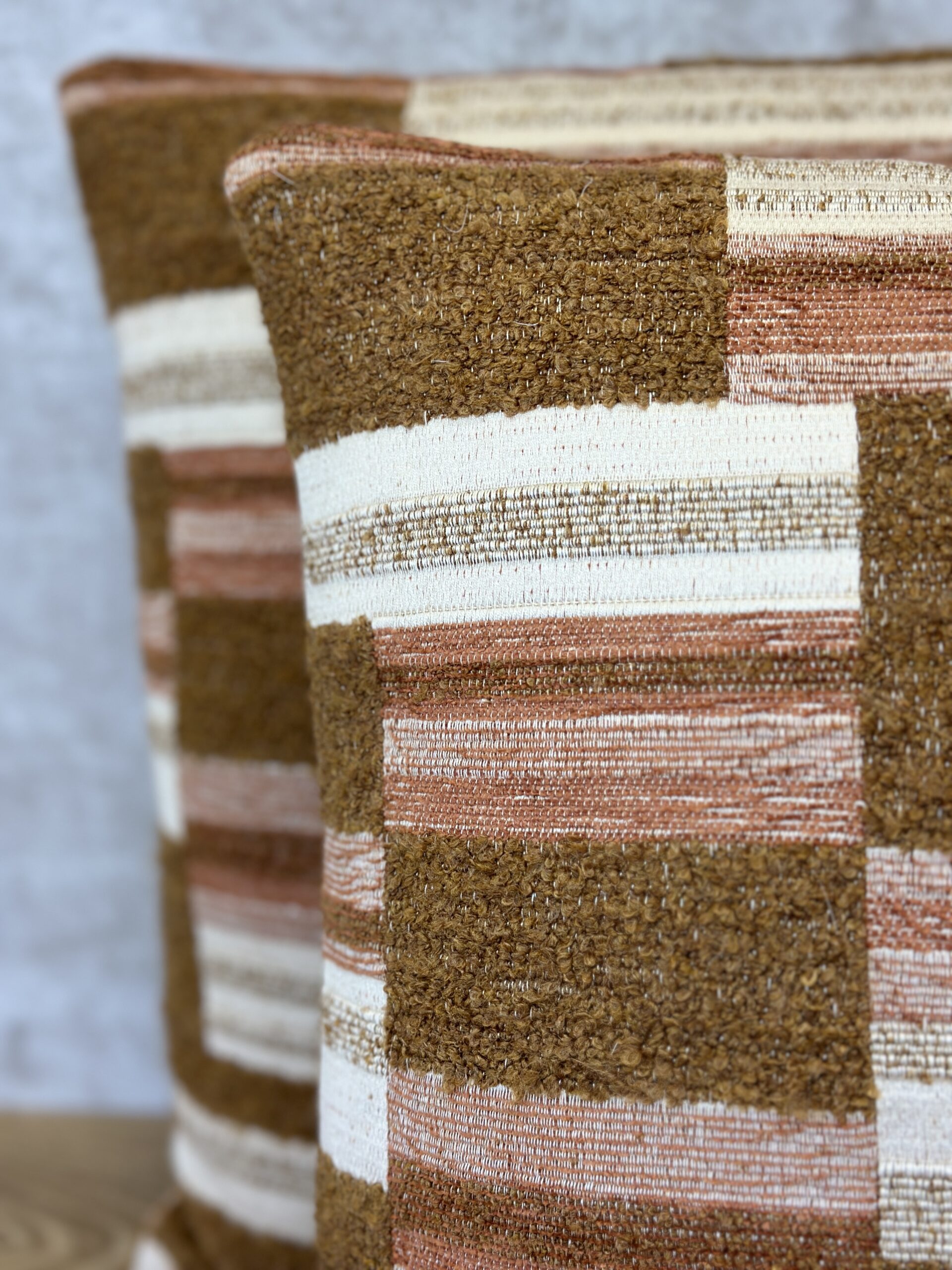 Elitis Ambienti Pillows