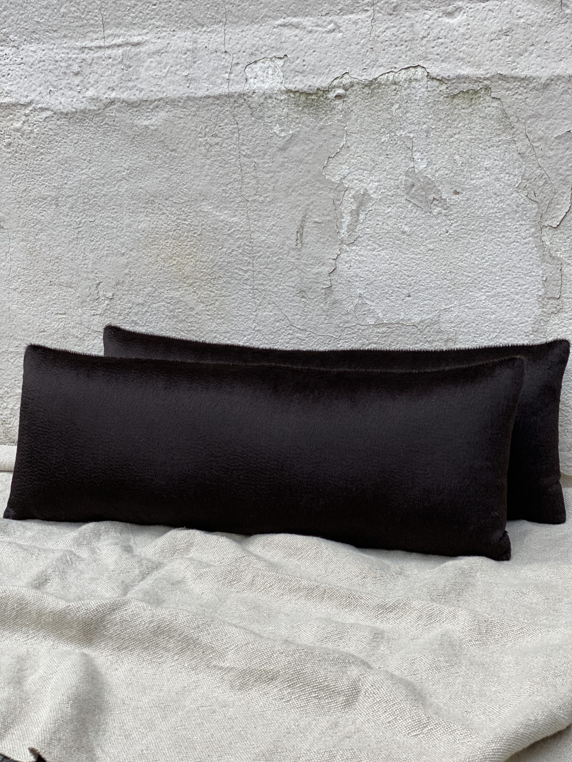 Hendrick Interiors Pillows