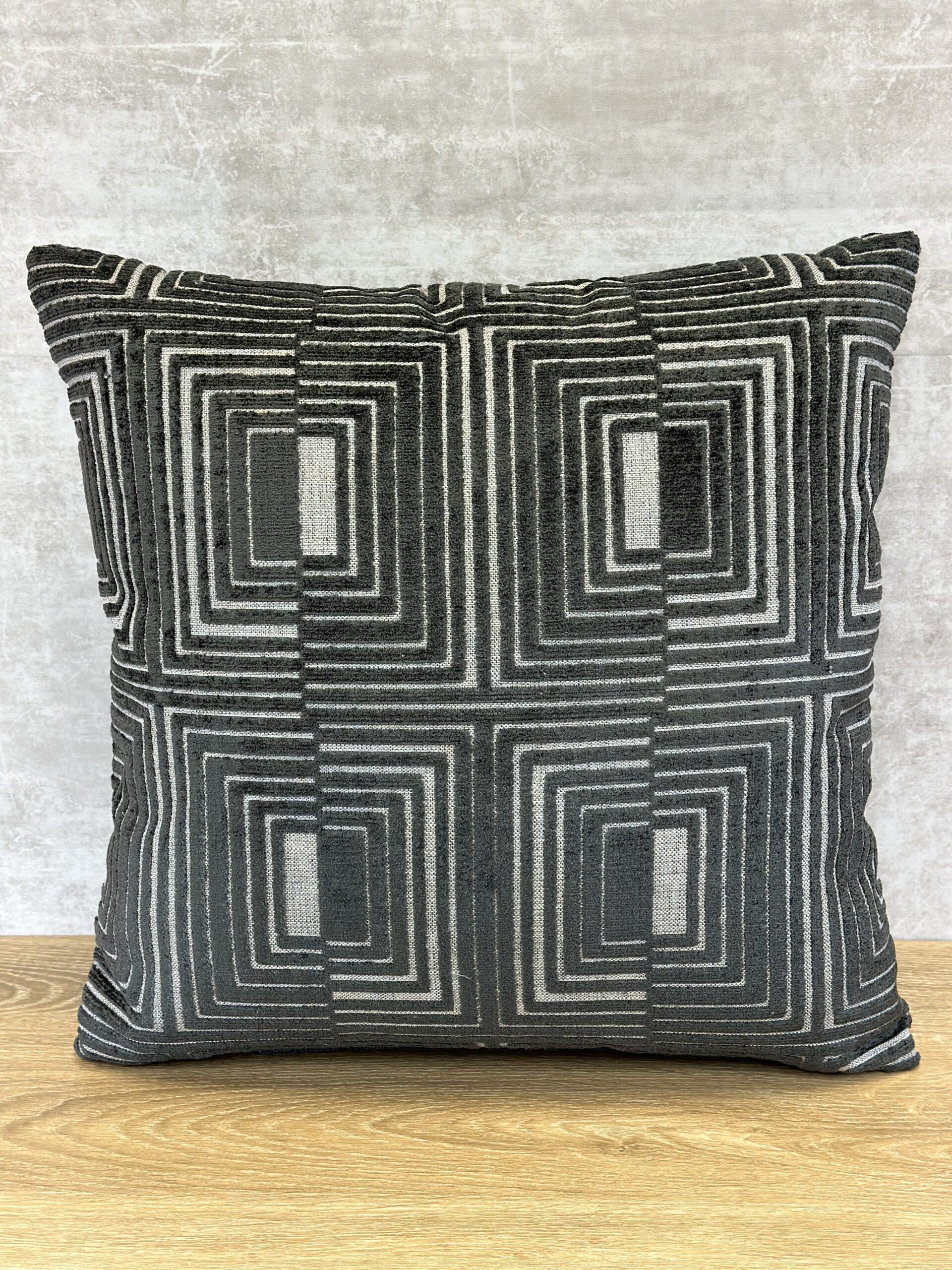 Vanguard Vesta Pillows