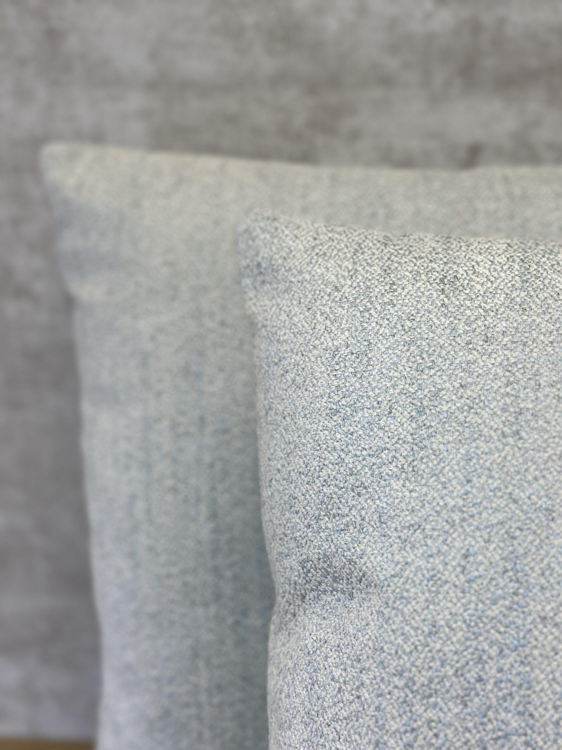 Cowtan & Tout Tamri Pillows