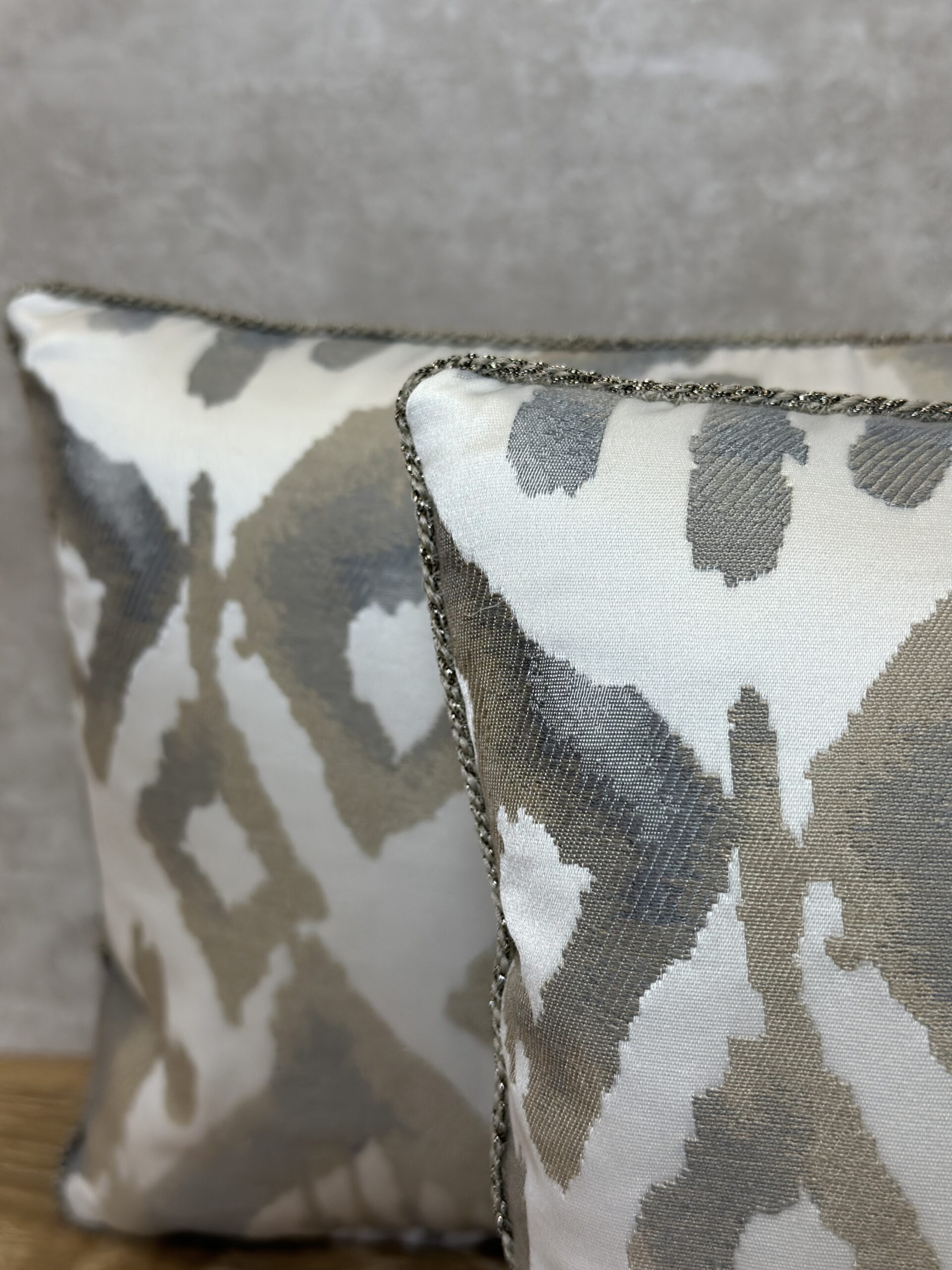 ZINC Tracino Pillows