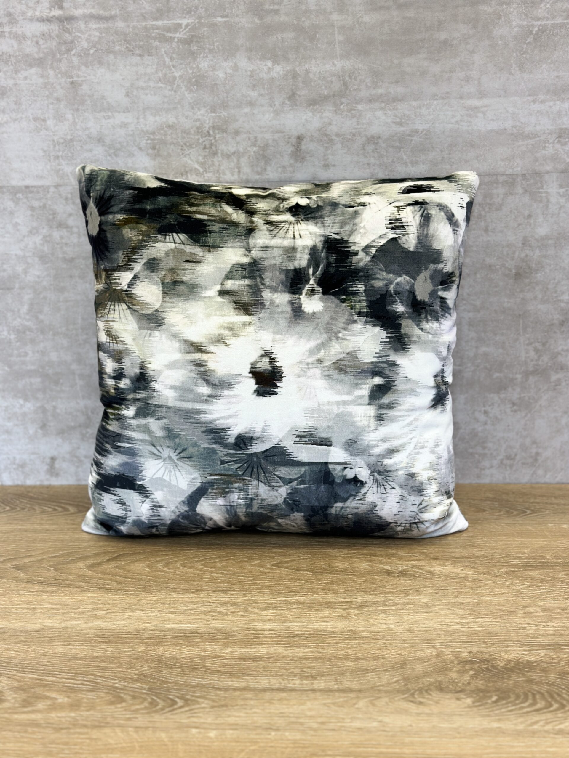Black Edition Kansai Velvet Pillows