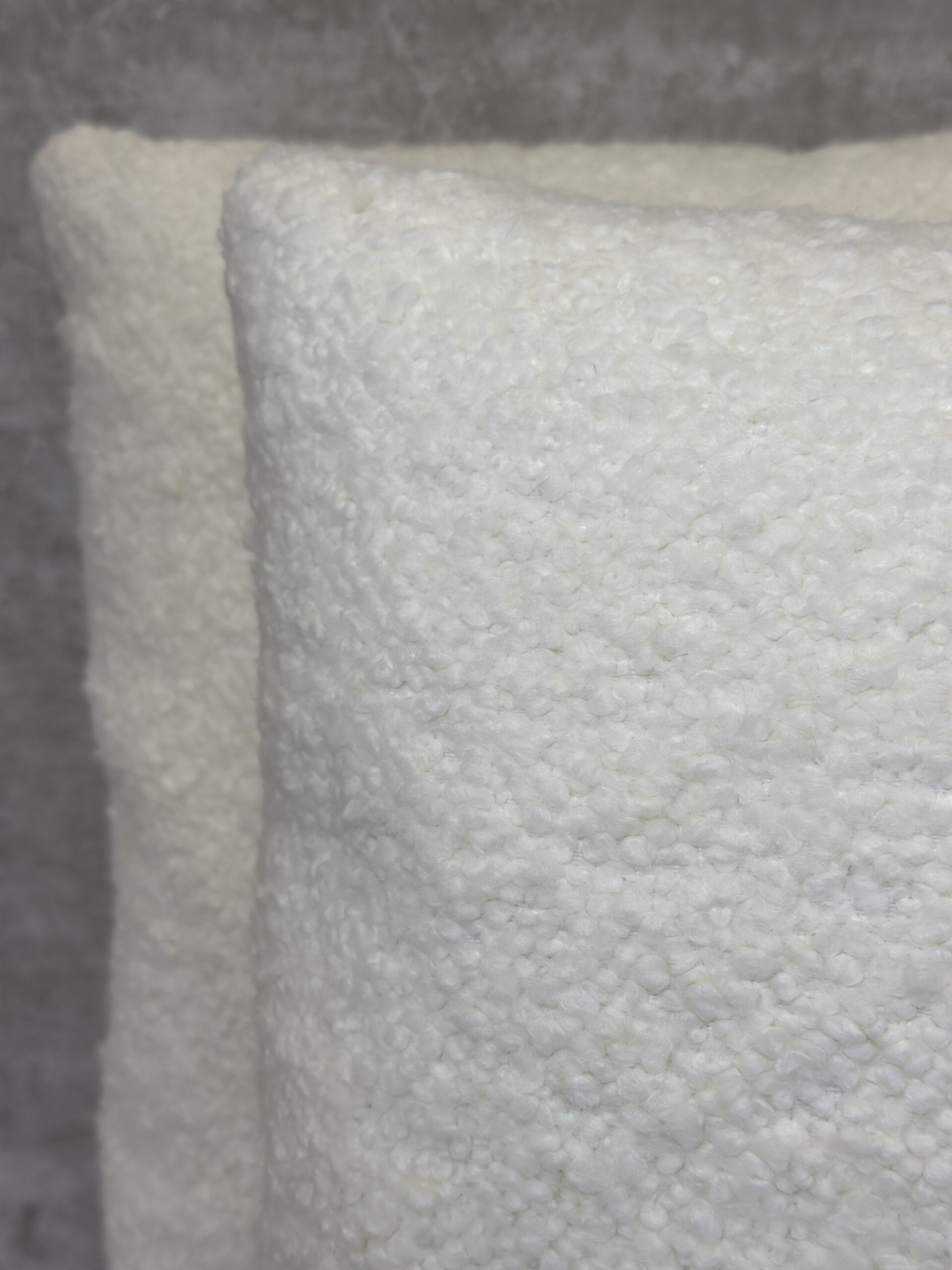 Stroheim Wellsford Boucle Pillows