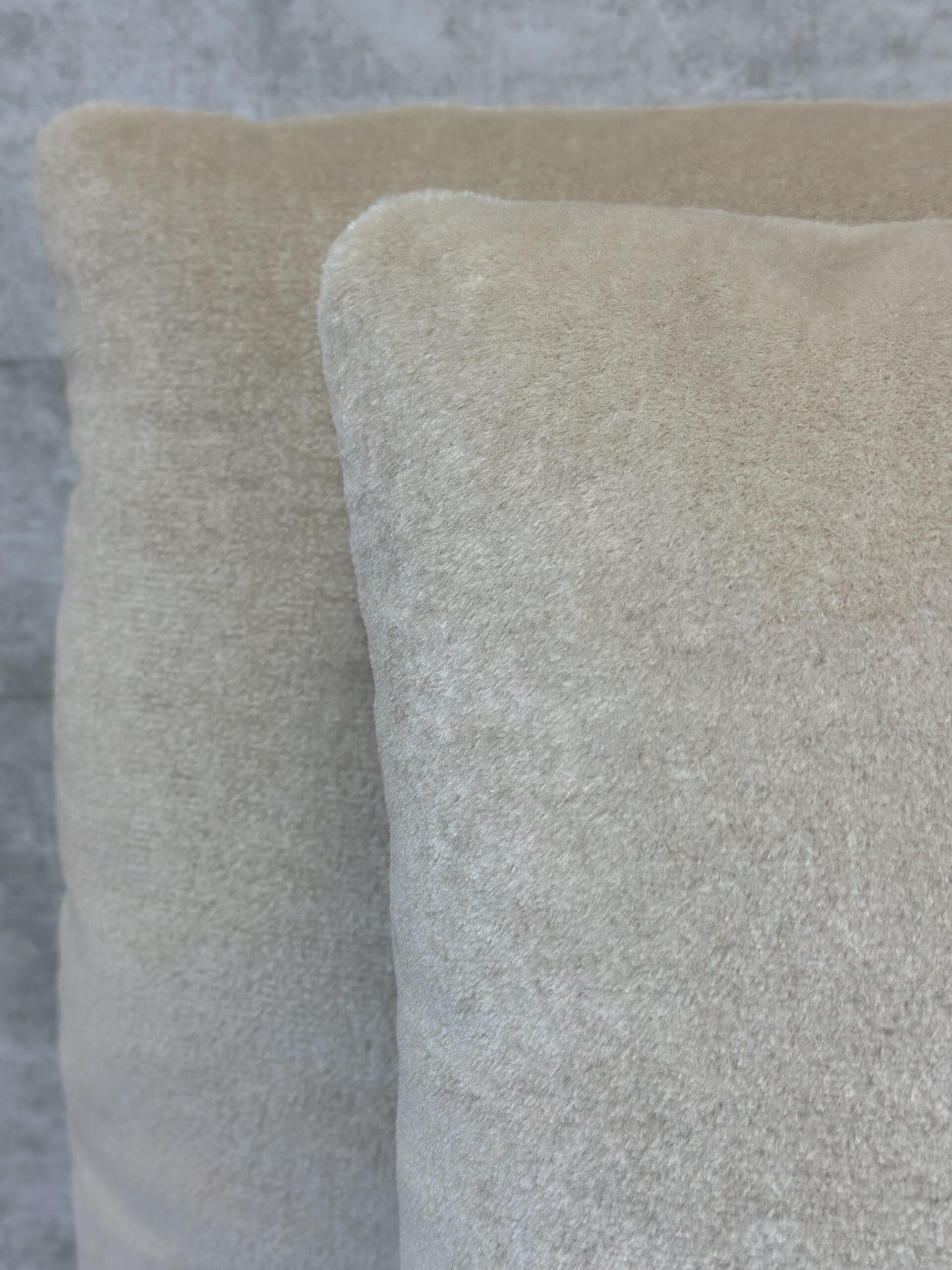 Kirkby Rest FR Pillows