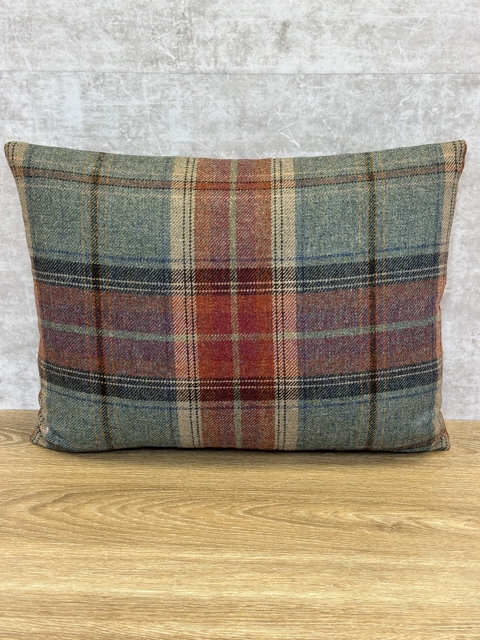 Colefax & Fowler Golloway Plaid Pillows