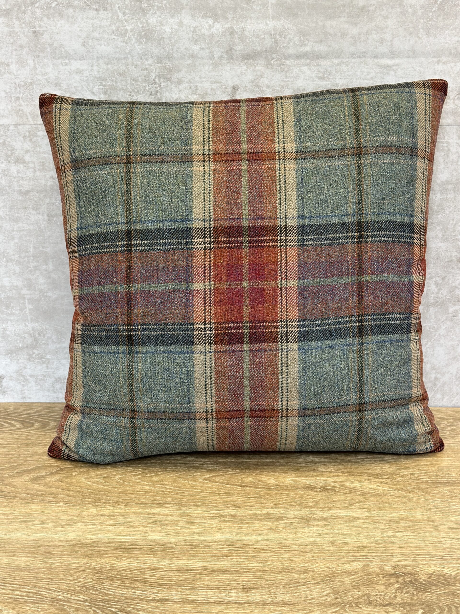 Colefax & Fowler Golloway Plaid Pillows