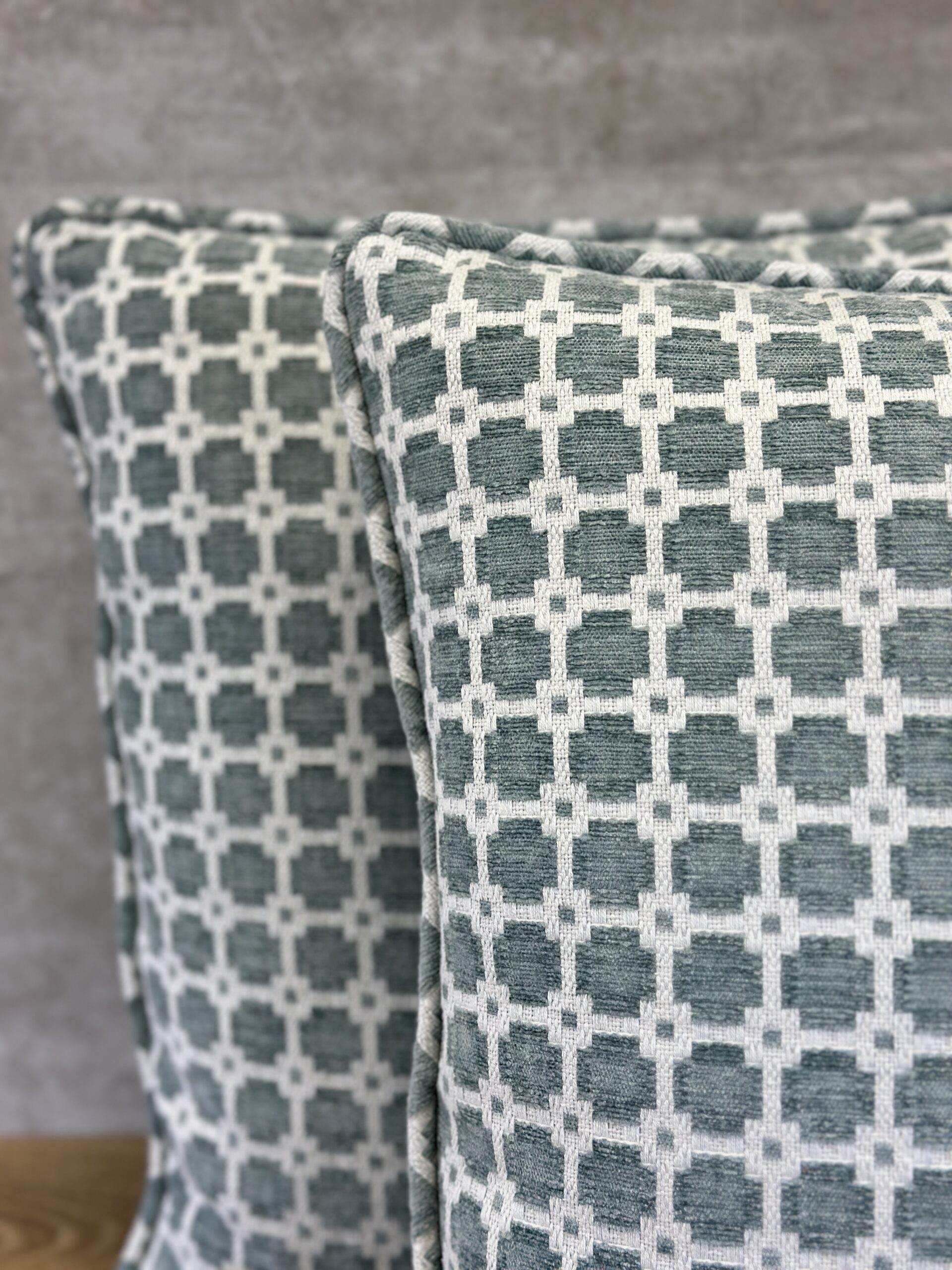 Thibaut Appolo Pillows