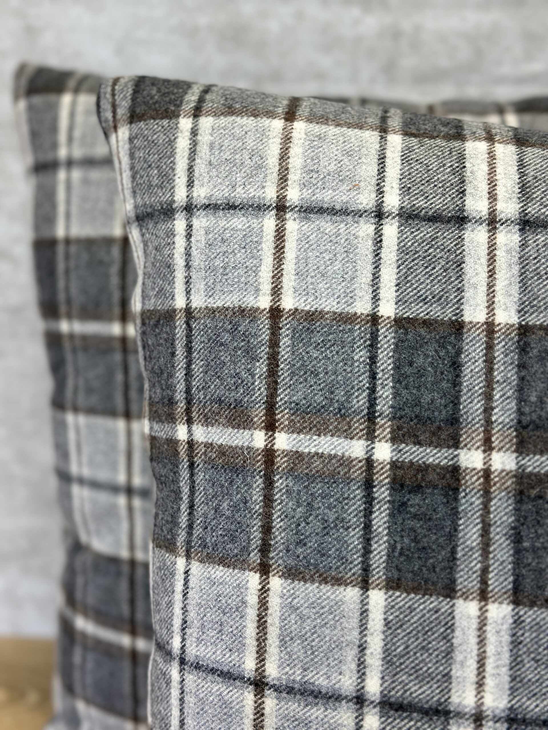 Fabricut Esquire Pillows