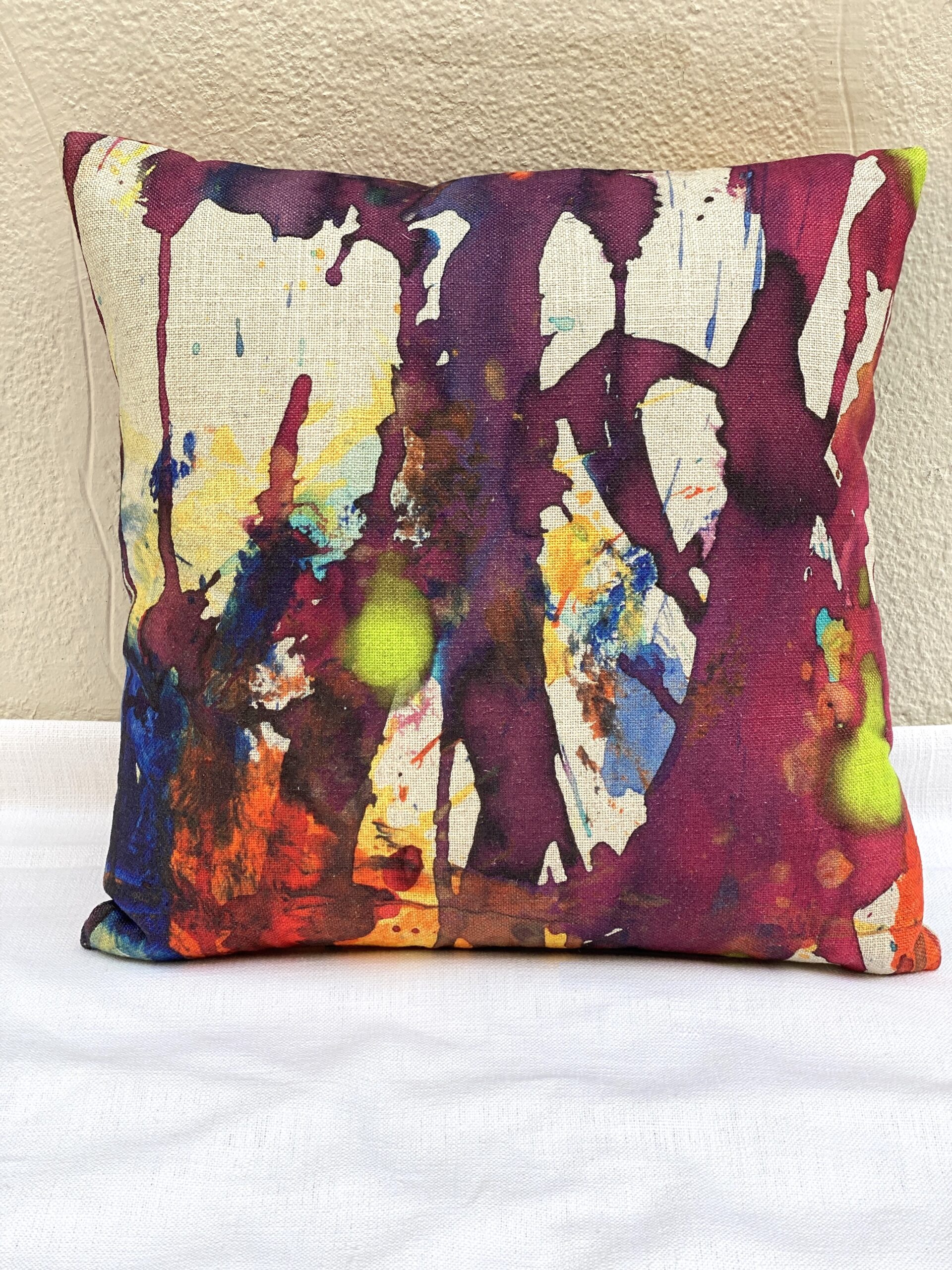 Carlucci Colorclash Pillows